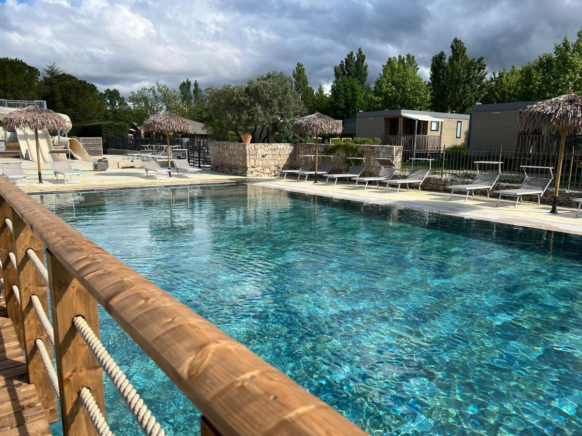 Camping International D'Aups Exteriér fotografie