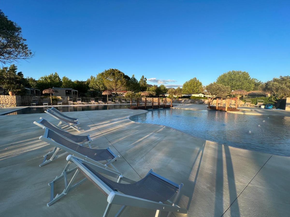 Camping International D'Aups Exteriér fotografie