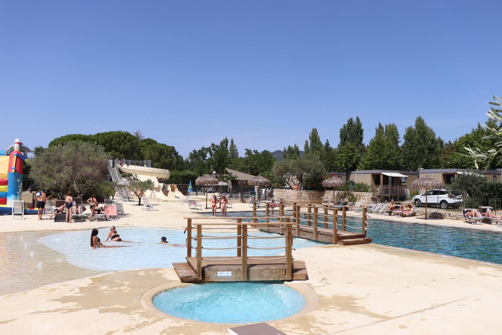 Camping International D'Aups Exteriér fotografie